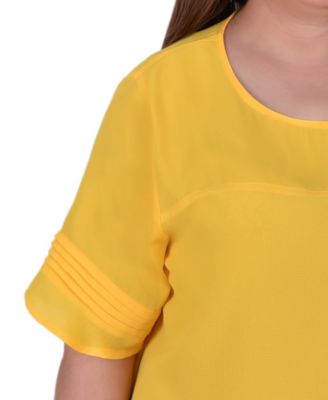 Plus Size Short Sleeve Crepe Top With Chiffon Yoke