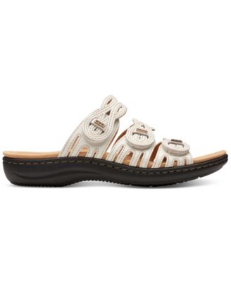 Laurieann Ruby Scalloped Twist Strap Slide Sandals