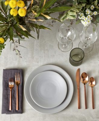 Heirloom 16 Pc. Dinnerware Set, Service for 4