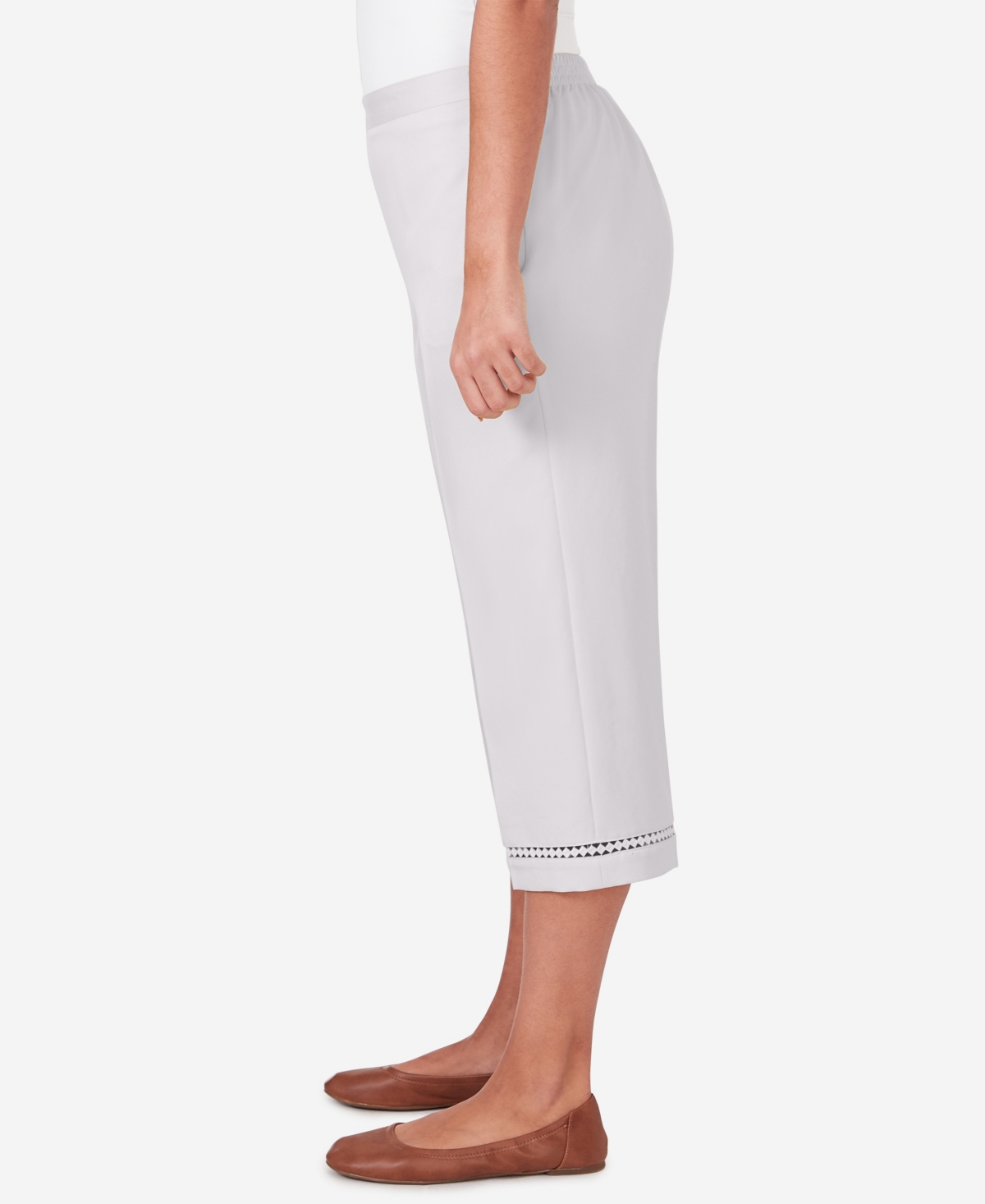 Alfred Dunner Women's Charleston Lace Inset Twill Capri Pants