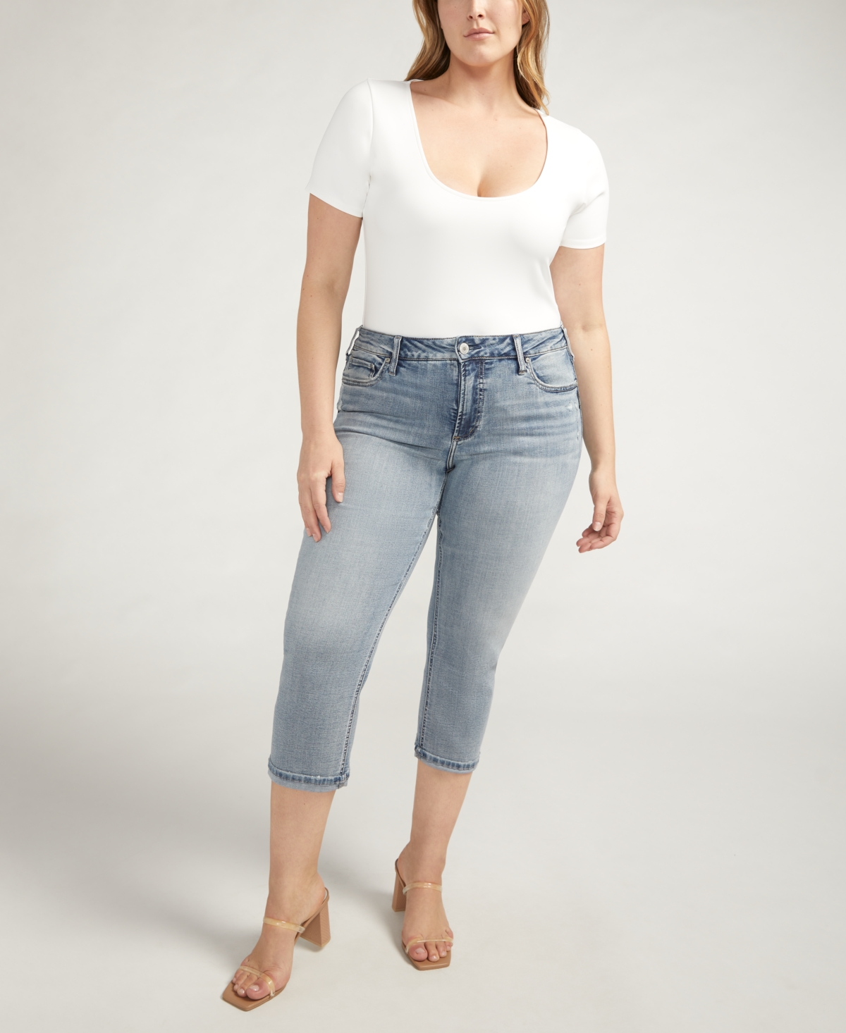 Silver Jeans Co. Suki Cuff Capri Jeans In Indigo