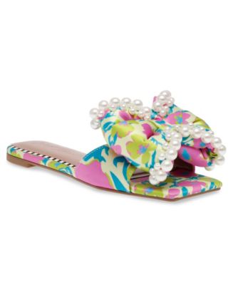 Betsey Johnson Women's Liah Pearl-Embellished Bow Slide