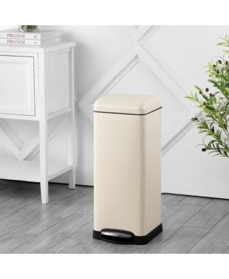 Betty Retro Step-Open Trash Can with Liners