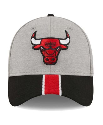 Men's Gray, Black Chicago Bulls Striped 39THIRTY Flex Hat