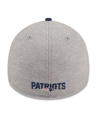 Men's Heather Gray, Navy New England Patriots Striped 39THIRTY Flex Hat