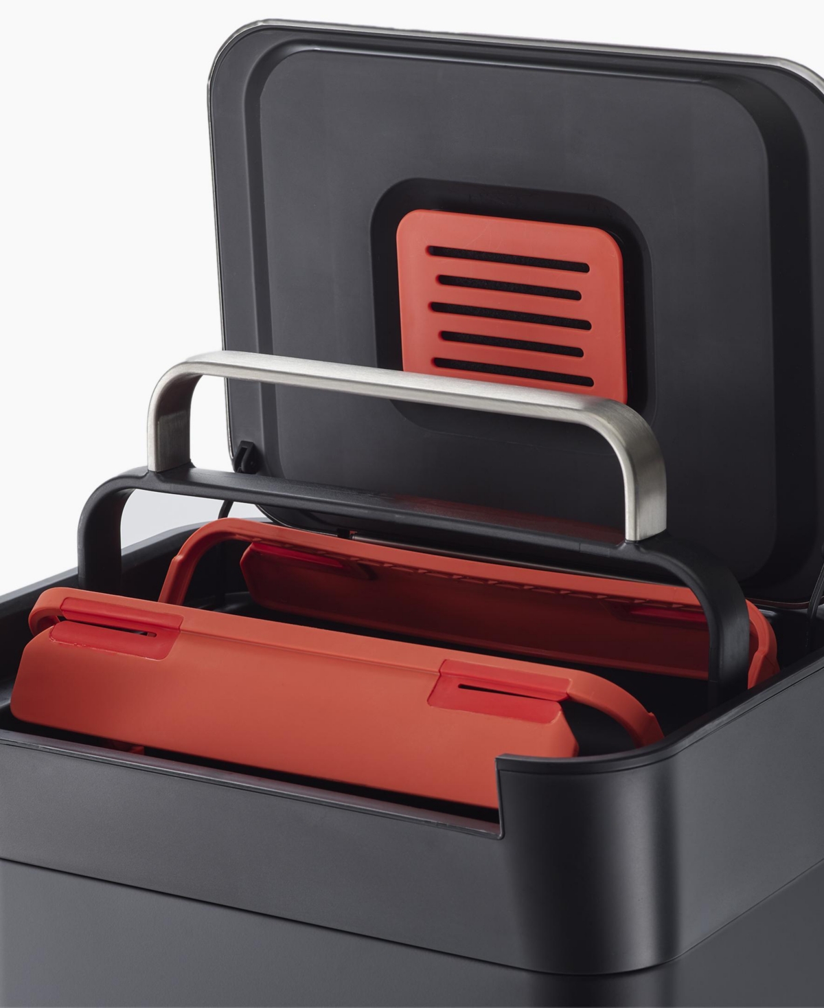 Joseph Joseph Titan 30-liter Trash Compactor In Black
