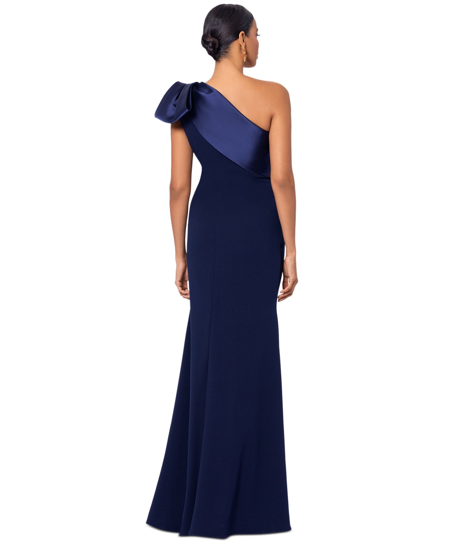 Женское платье Betsy & Adam Bow-Trimmed One-Shoulder Gown, цвет: Тёмно-синий — фото 3