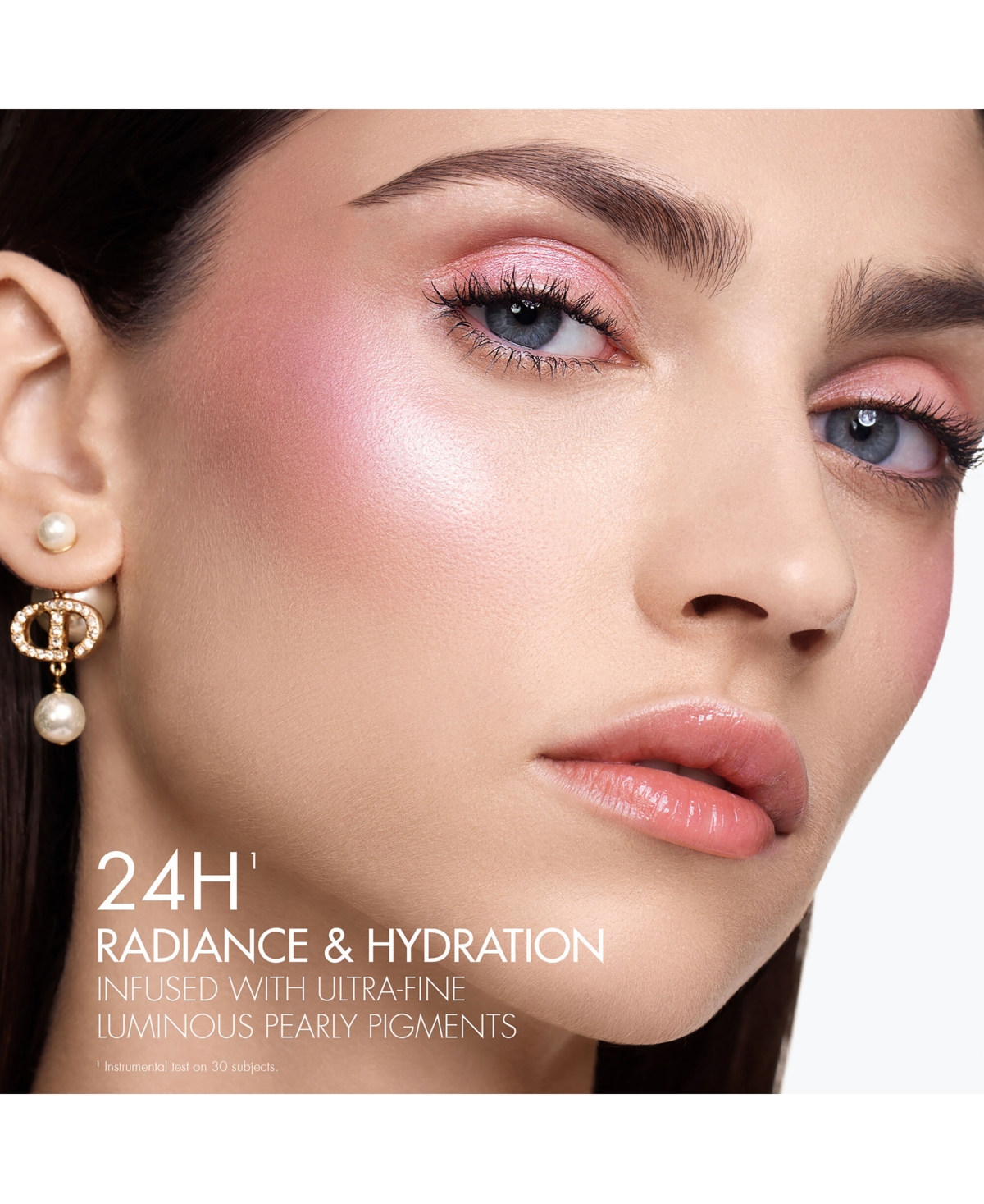Shop Dior Forever Glow Maximizer Longwear Liquid Highlighter In Peachy - A Blush Peach