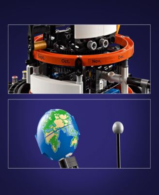 Technic Planet Earth and Moon in Orbit 42179 Building Set, 526 Pieces