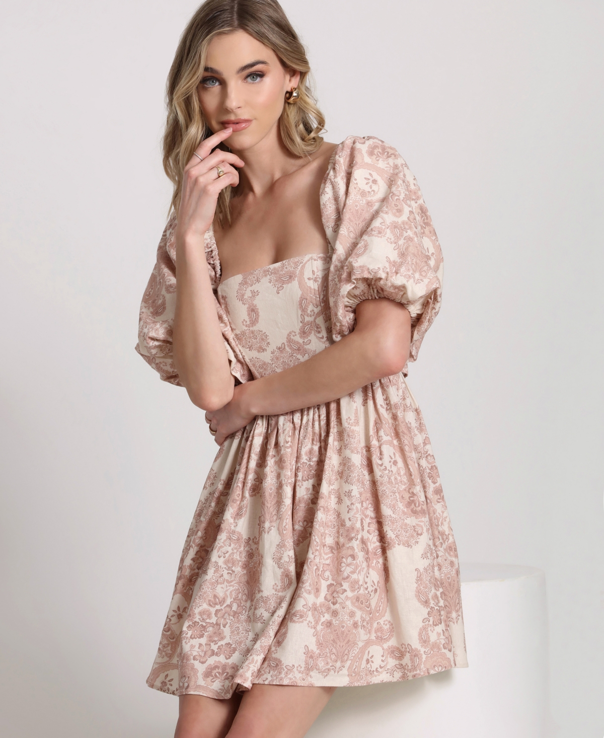 Shop Avec Les Filles Women's Puff-sleeve Square-neck Babydoll Dress In Spring Paisley Neutral