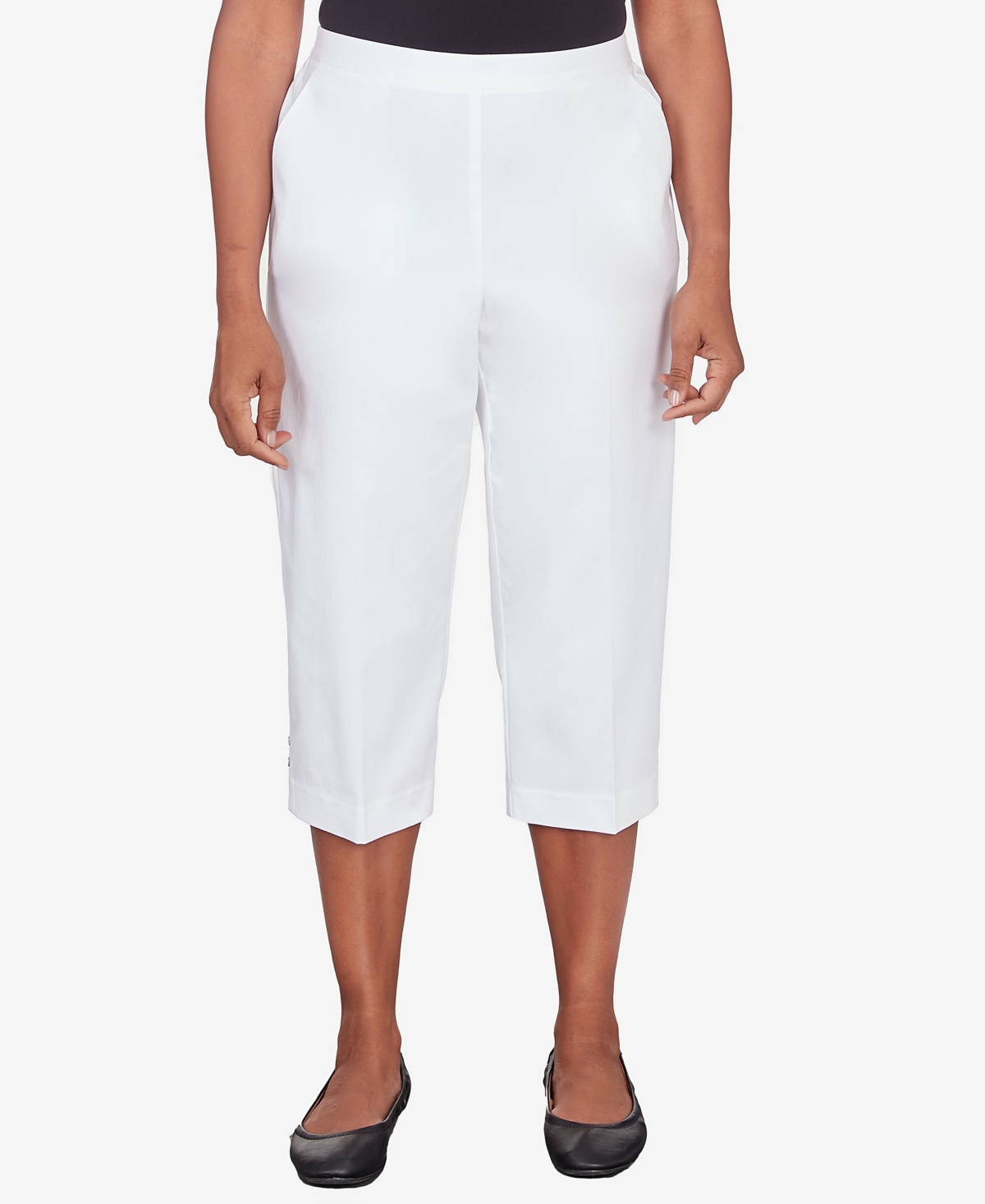 Alfred Dunner Women's Classic Neutrals Pull On Button Hem Twill Capri Pants In White
