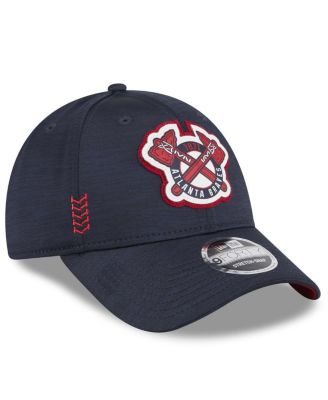 Men's Navy Atlanta Braves 2024 Clubhouse 9FORTY Adjustable Hat