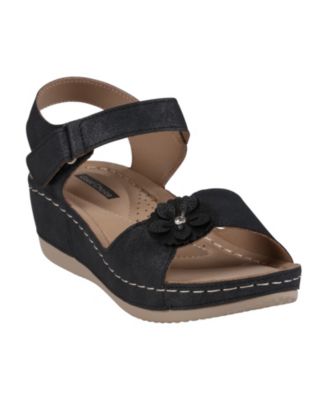 Women's Maxwell Flower Detail Wedge Sandals