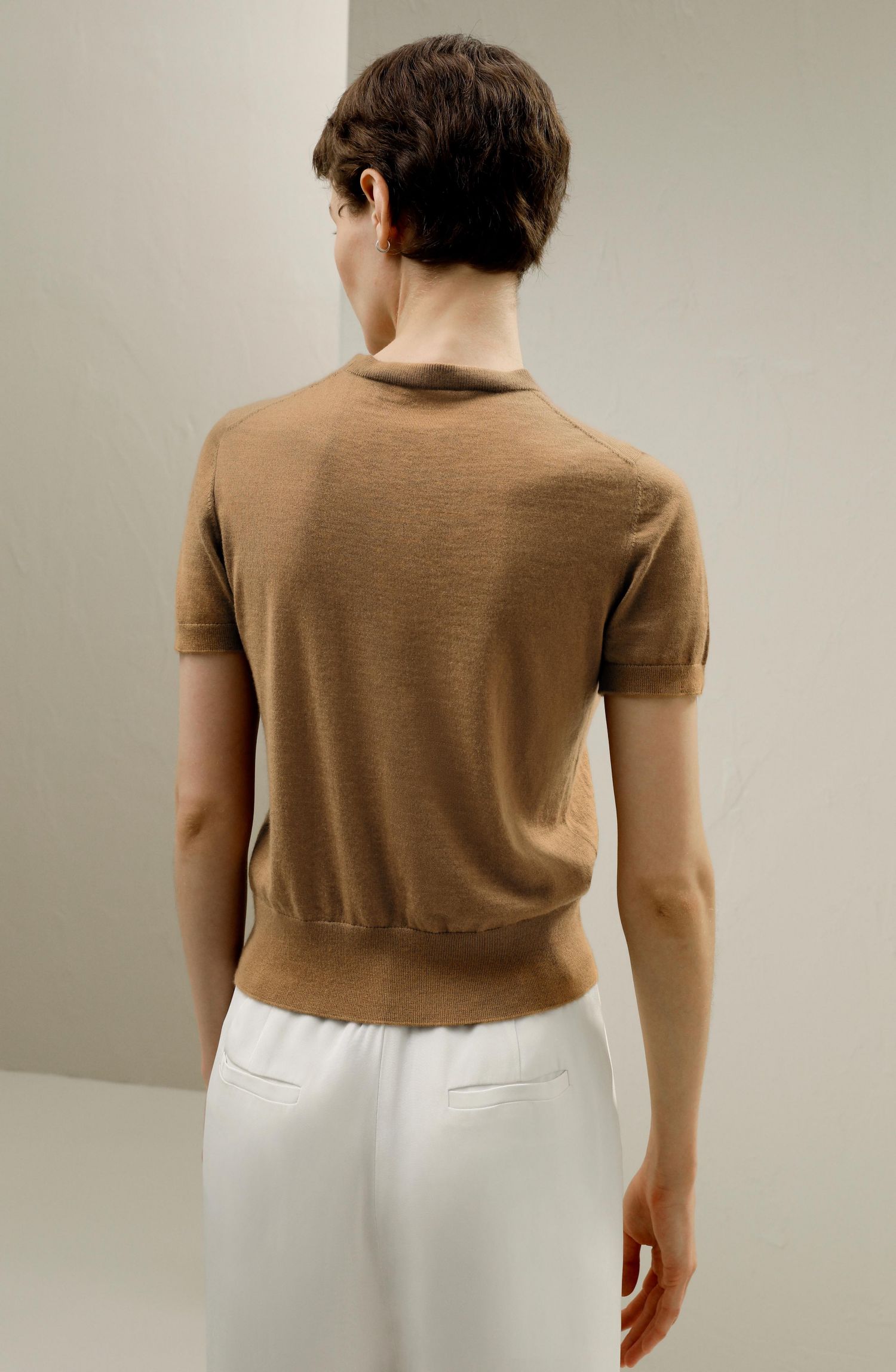 Women's Cashmere Round Neck Sweater