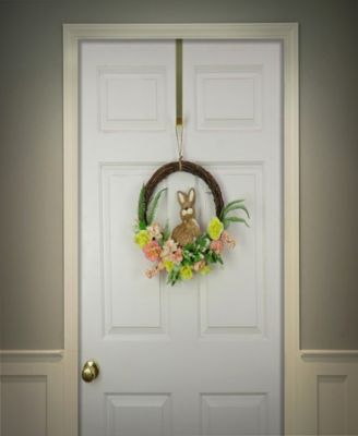 16" Bunny and Rose Flowers Wreath