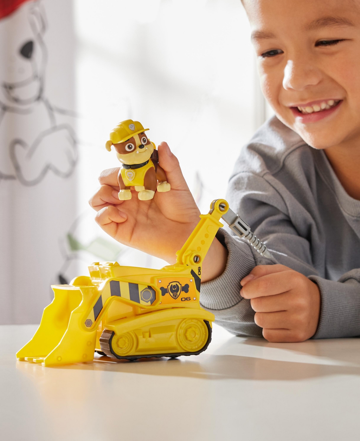 Paw Patrol, Rubble's Bulldozer, Toy Vehicle with Collectible Action Figure, Minded Kids Toys for Boys Girls Ages 3 and Up - Multi-Color