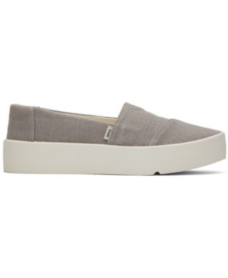Women's Verona Slip-On Sneakers 