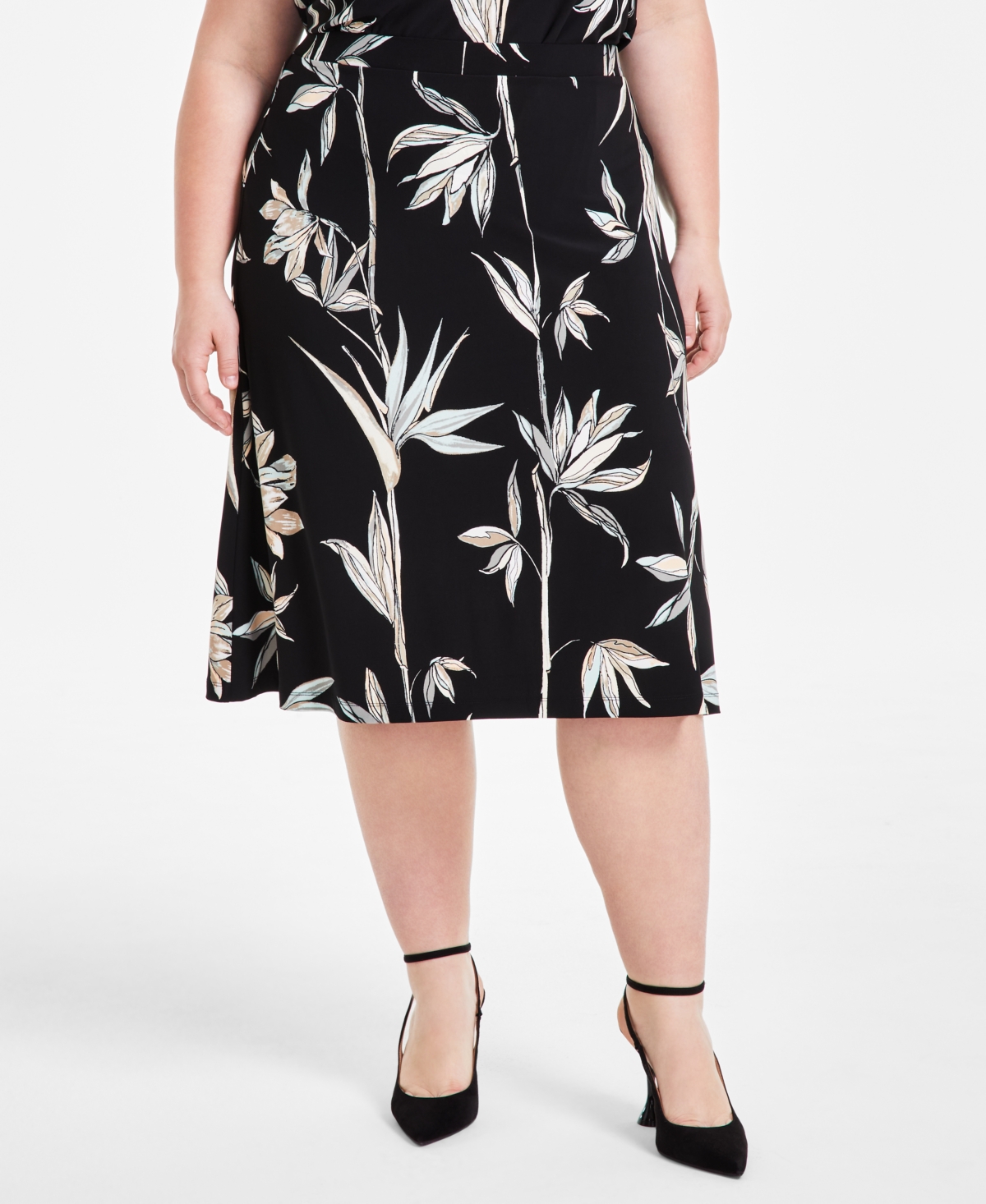 Plus Size Printed Flared Midi Skirt - Black Multi