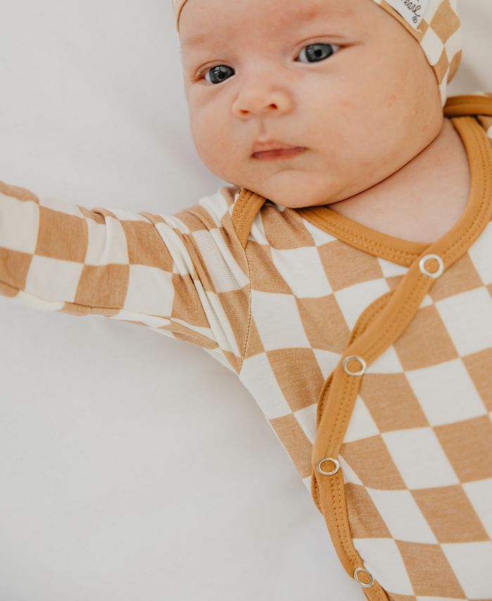 Copper Pearl Baby Rad Printed Knit Blanket, Knot Hat, MultiUse Cover