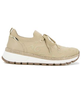 Women's Kuest Sneakers