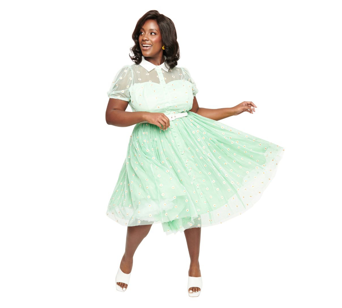 Plus Size 1950s Short Sleeve Collared Hollie Swing Dress - Green  white daisy print