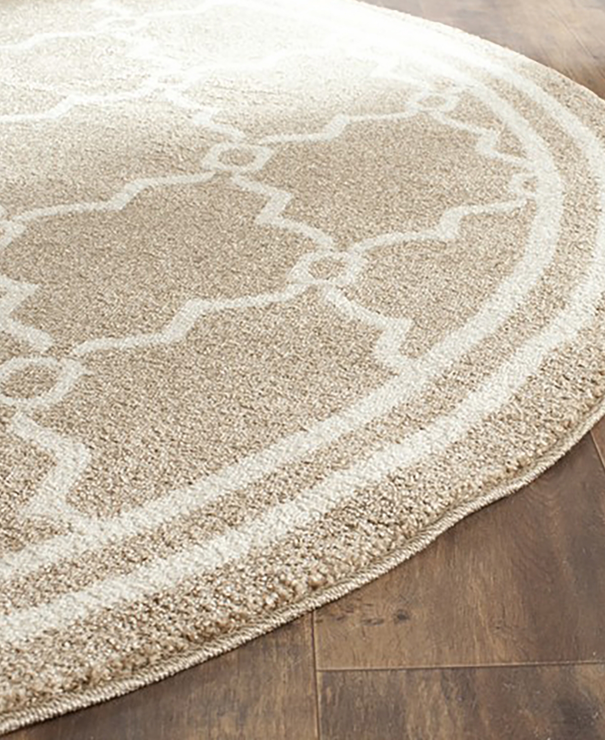 Safavieh Amherst AMT414 Wheat andRound Area Rug - Beige
