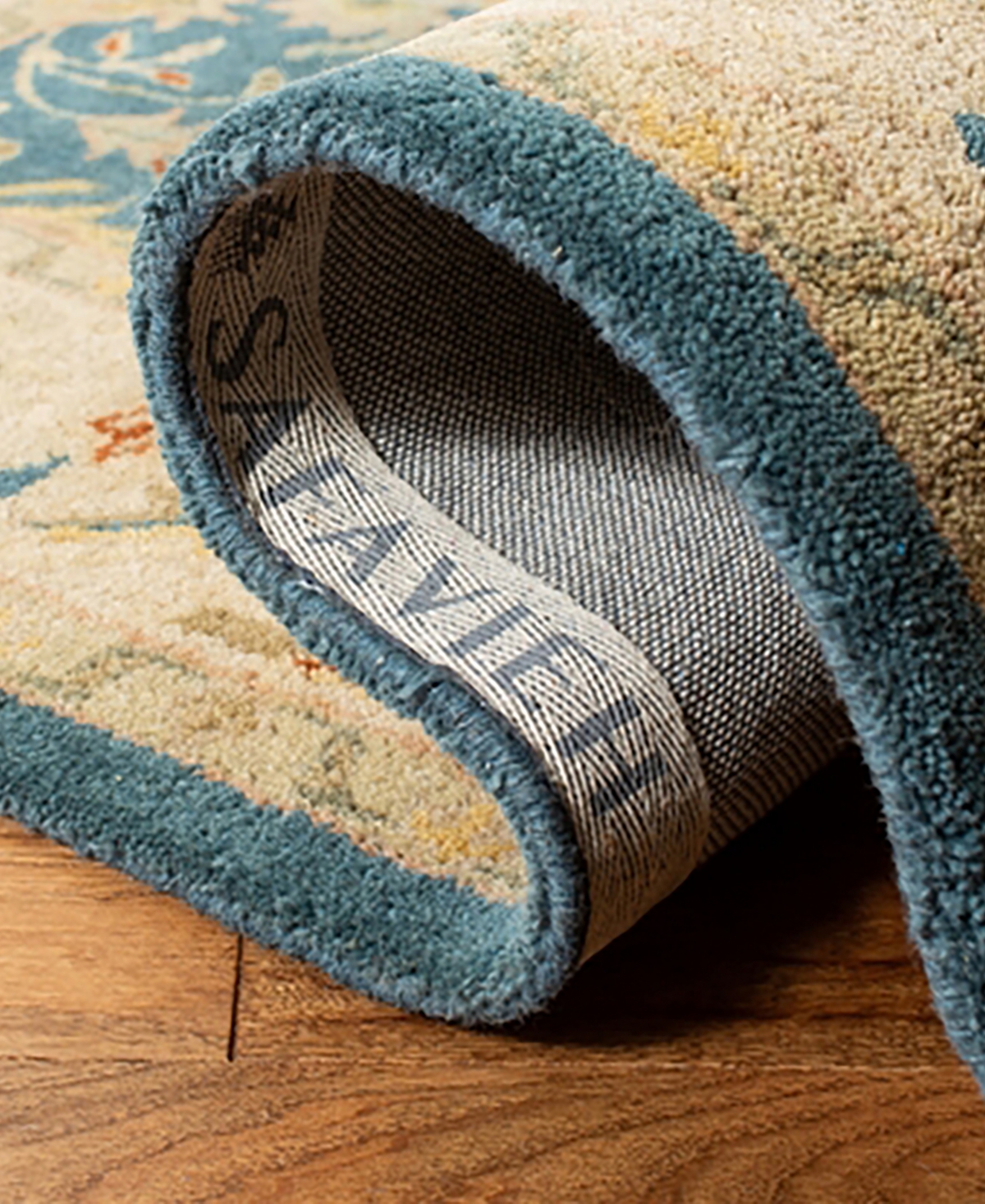 Safavieh Antiquity At144' Area Rug - Blue
