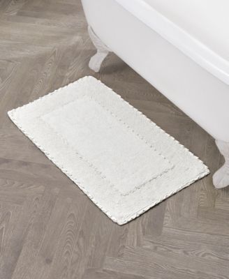 Ruffled Cotton Bath Rug, 20" x 34"