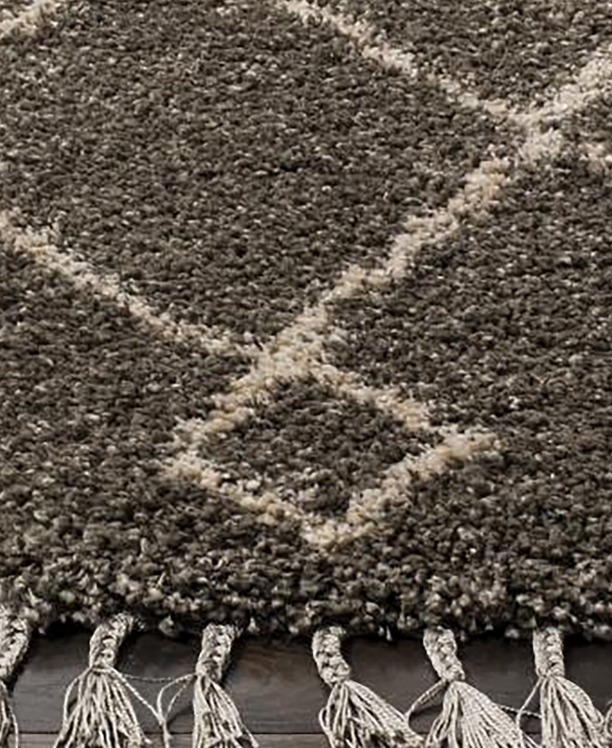 Safavieh Moroccan Fringe Shag MFG241 X 5' Area Rug -Cream