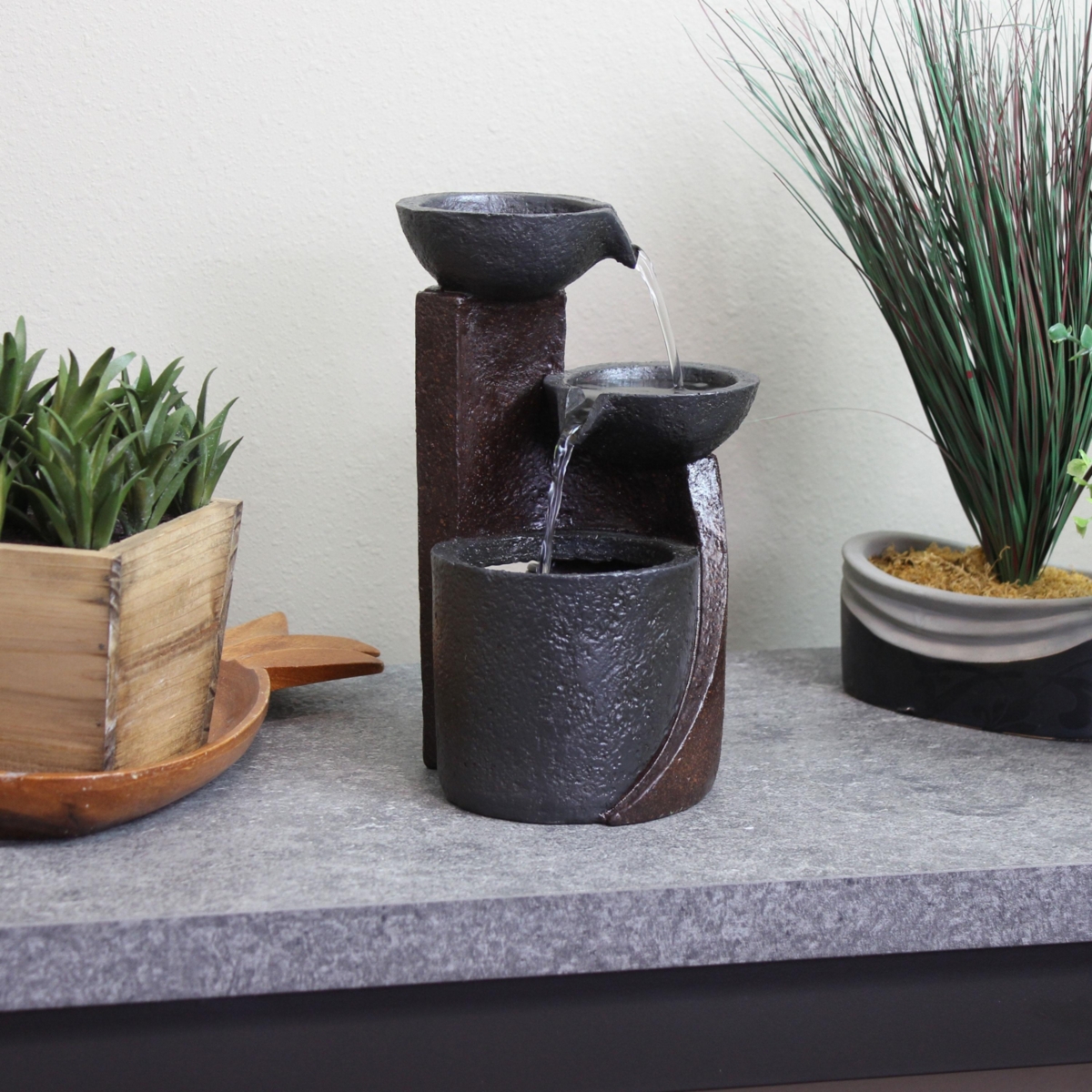 Sunnydaze Decor Descending Bowls Resin Indoor 3-Tier Water Fountain -