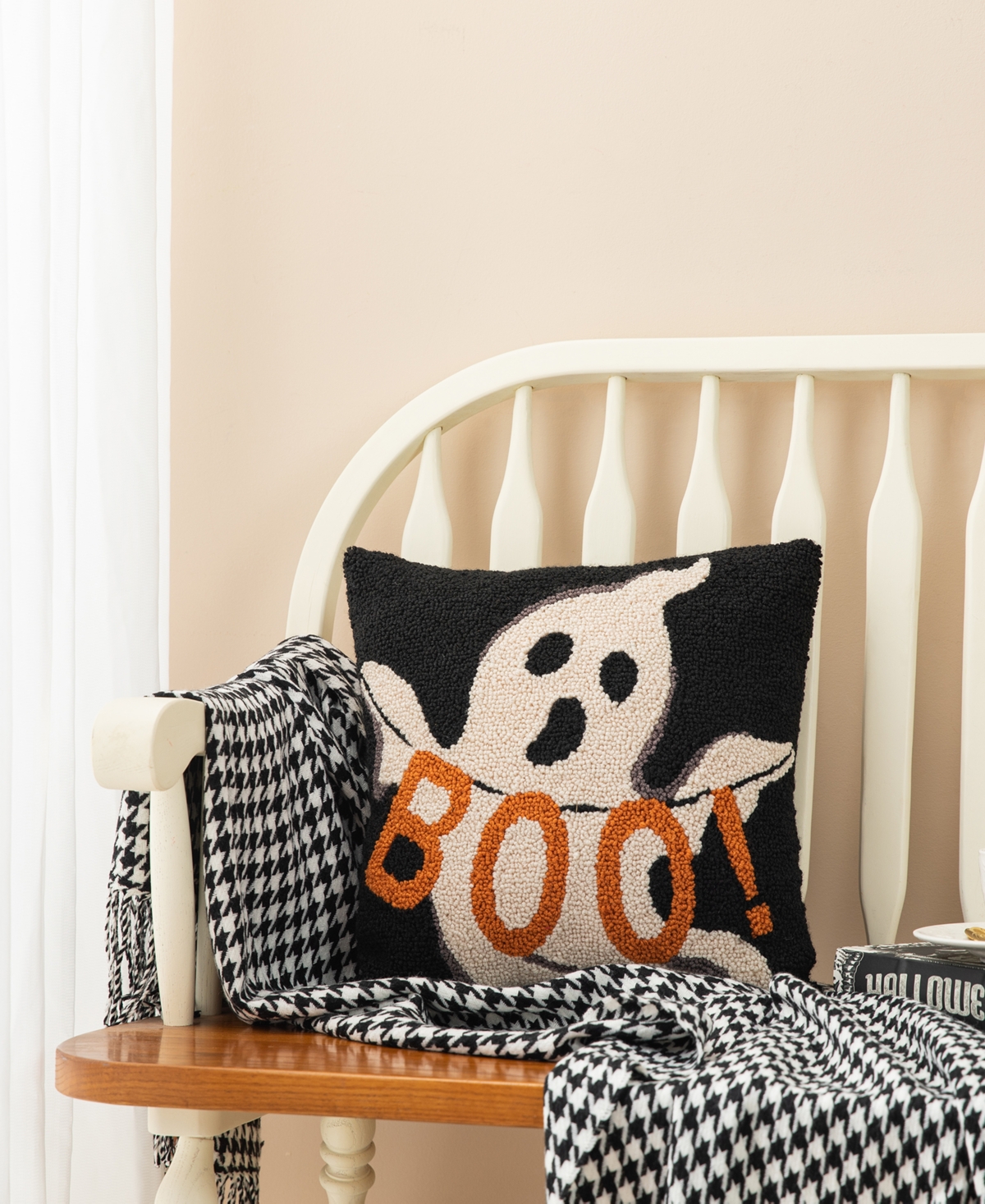 Glitzhome 14"h Hooked Halloween Ghost "boo" Pillow In Multi