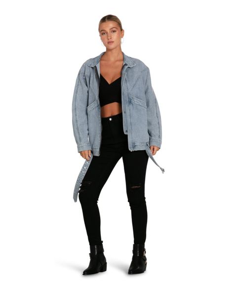 Женские куртки Belle & Bloom All About You Denim Jacket