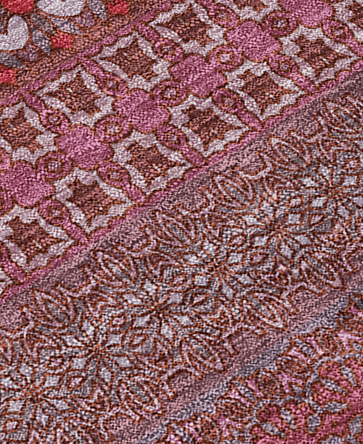 Addison Chantille Machine Washable Acn527 2'6x3'10 Area Rug In Cherry