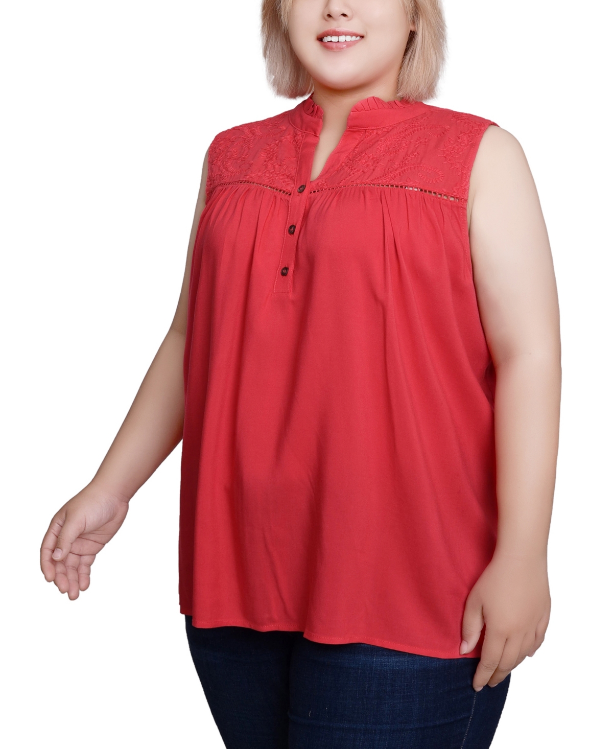 NY COLLECTION PLUS SIZE SLEEVELESS YOKED BLOUSE 