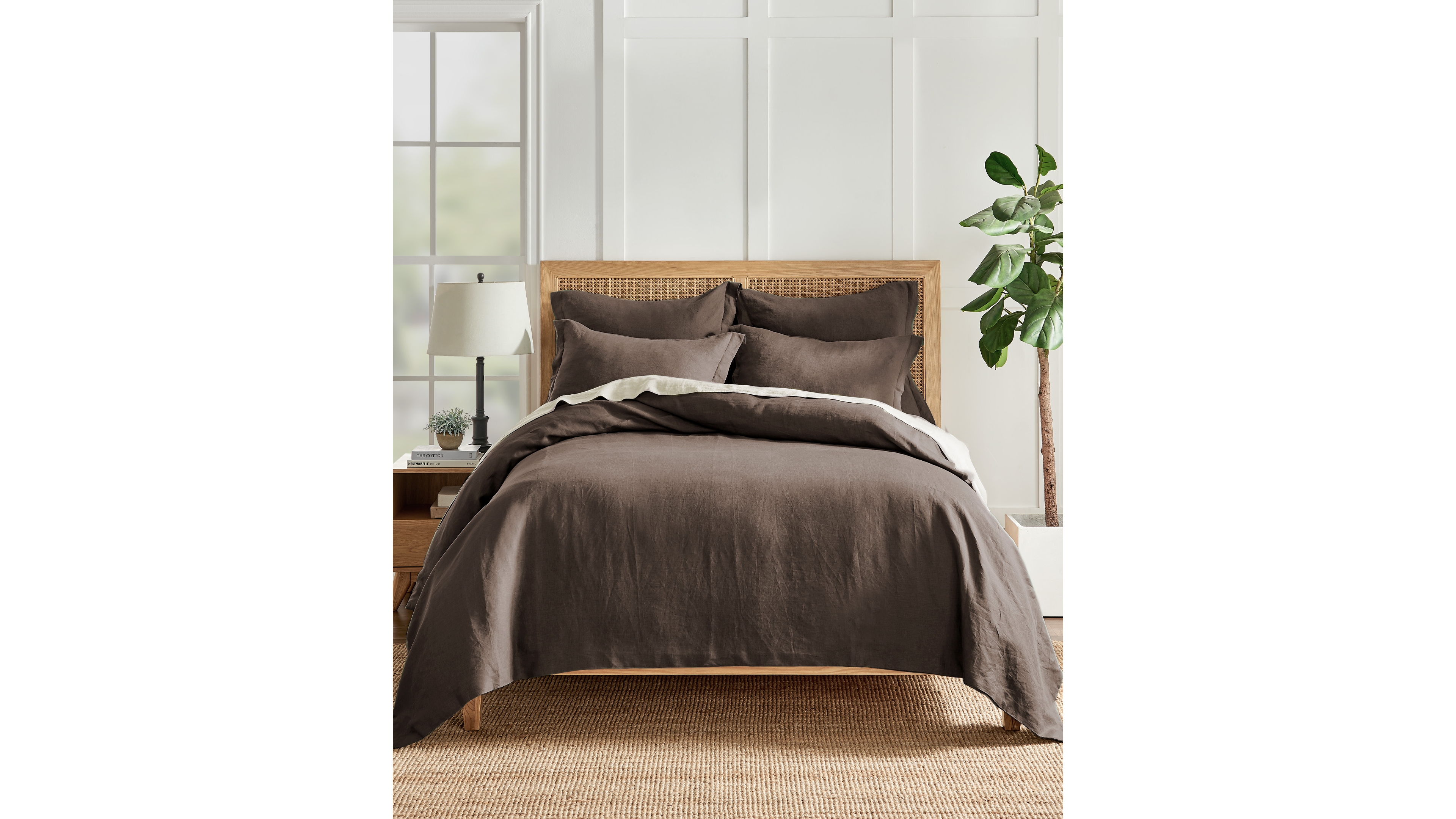 Levtex Washed Linen Solid Duvet Cover, Full/Queen