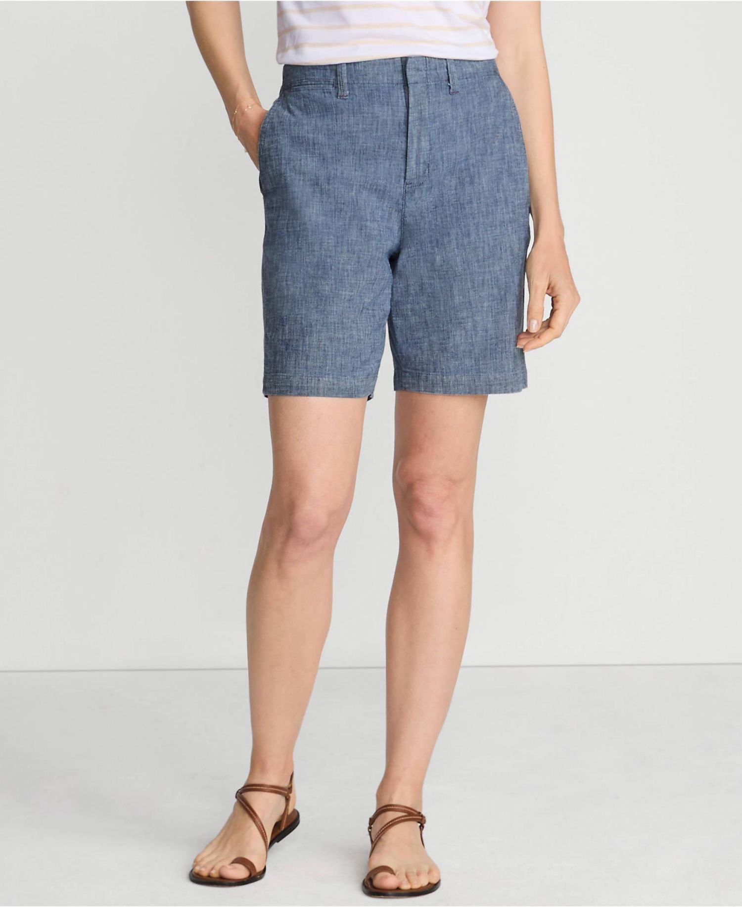 Petite Classic 7" Shorts