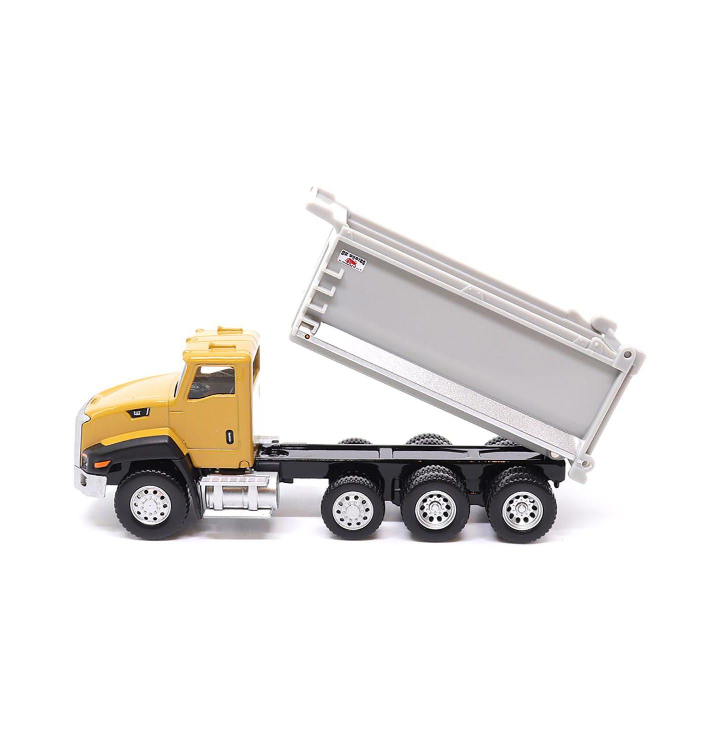 Детская игрушка Diecast Masters 1/64 Caterpillar CT660 Dump Truck with Ox Dump Body — фото 2