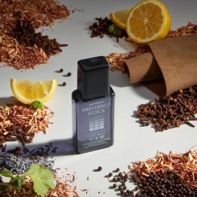 Stetson Preferred Stock - Cologne Spray for Men - Leathery, Woody, and Casual Aroma with Fragrance Notes of Cypress, Balsam Fir, and Sandalwood - 1.7 Fl Oz