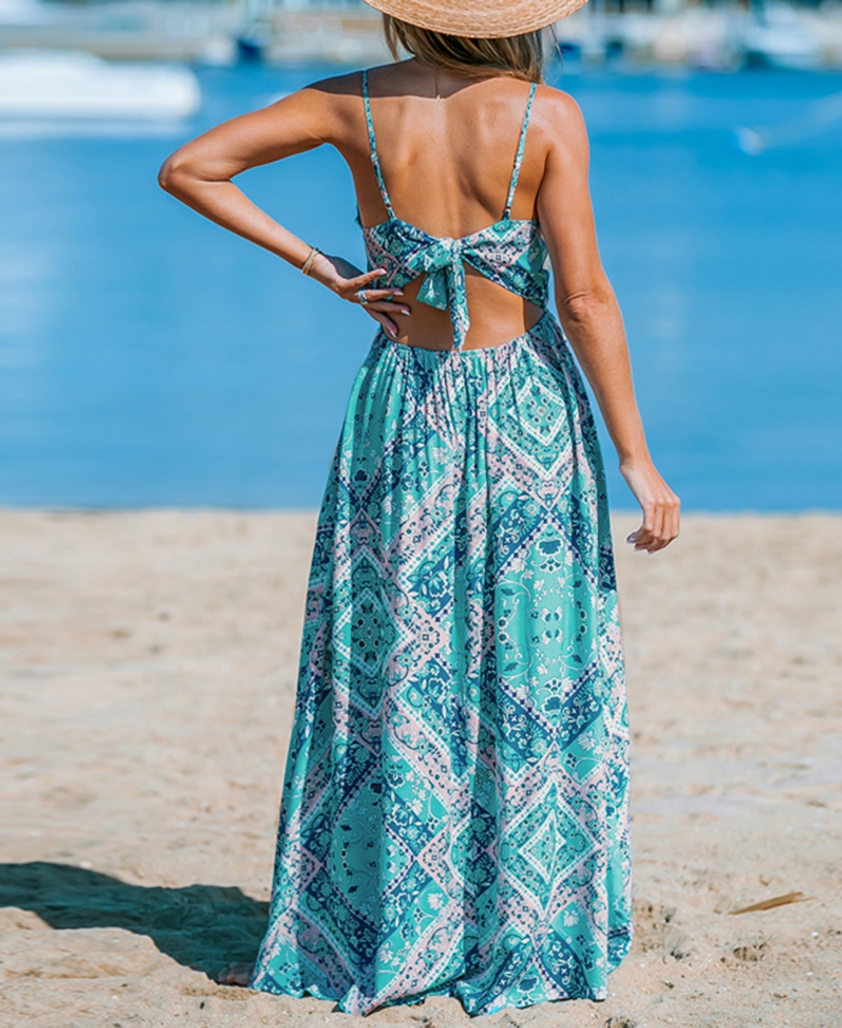 Cupshe Women's Teal & Pink Paisley Keyhole Twist Maxi Beach Dress -pastel blue
