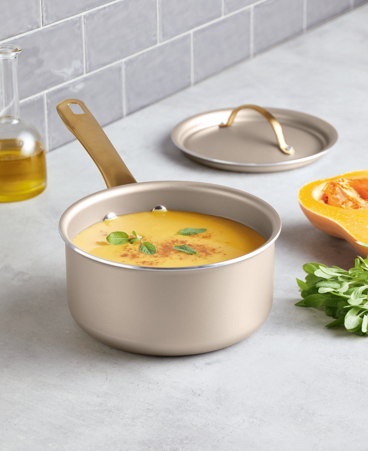 Farberware Radiant Aluminum 2-quart Saucepan With Lid In Champagne