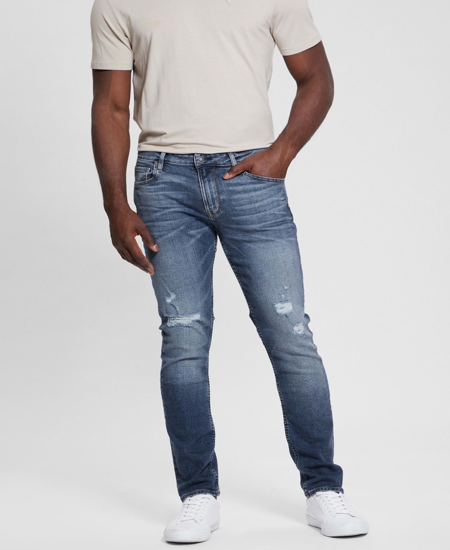 Мужские джинсы GUESS Finnley Medium Wash Tapered, цвет: Средняя варка — фото 2
