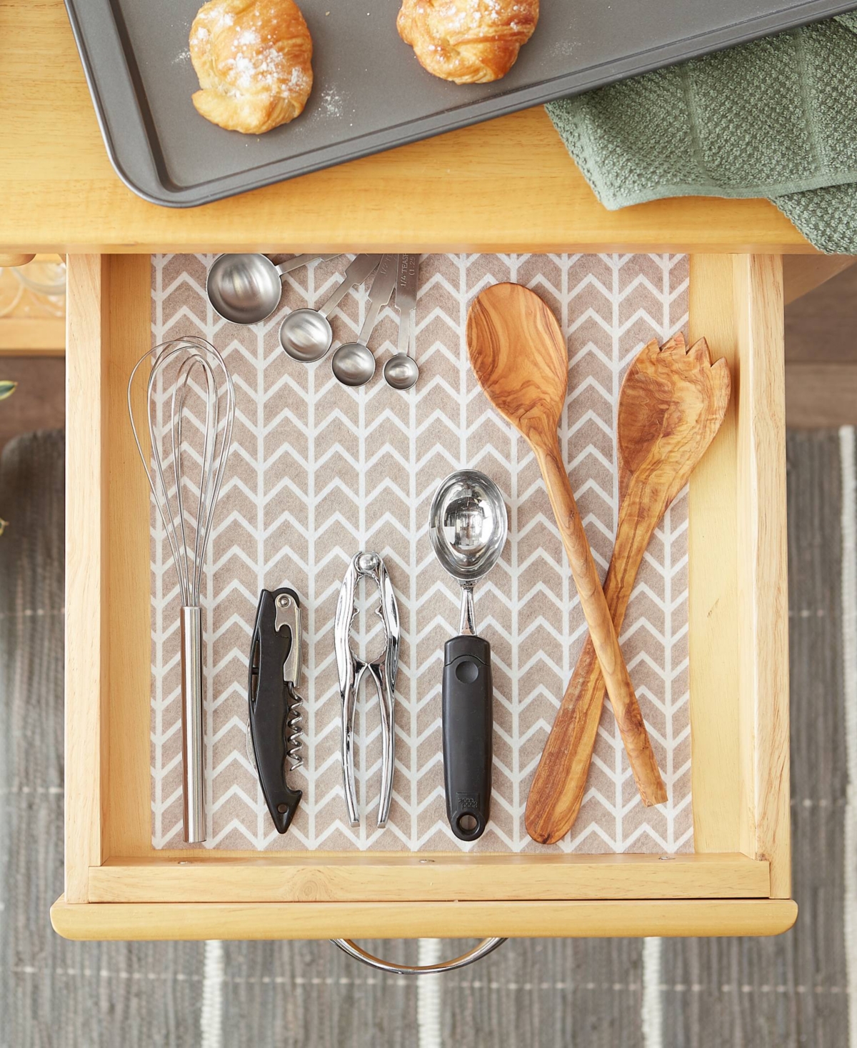 Design Imports Fridge Liner Collection Non-adhesive, Cut To Fit, 12x24", Stone Herringbone, 6 Piece In Stone Herringbone