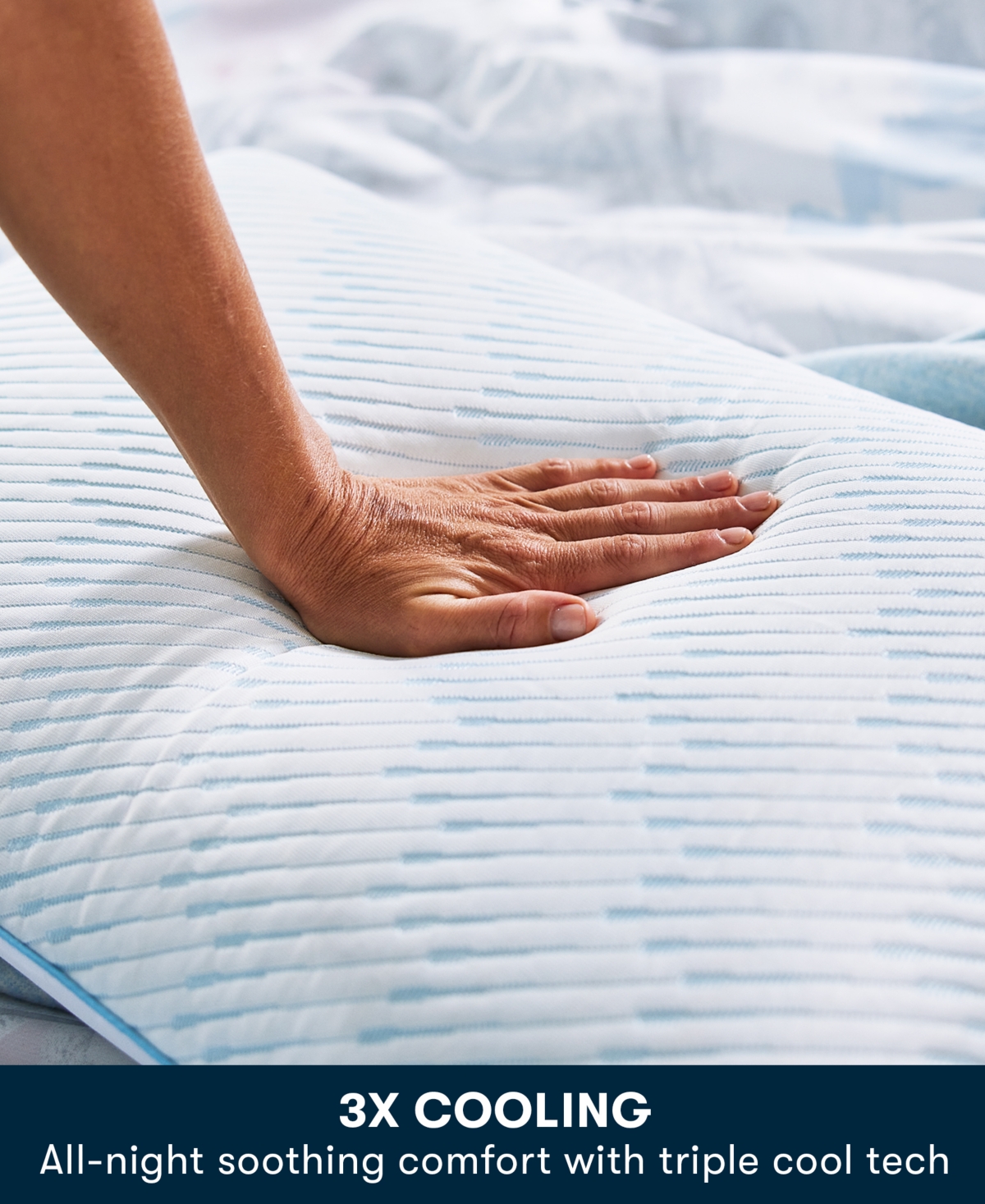 Serta Soothing Cool Gel Memory Foam Pillow, Queen In White