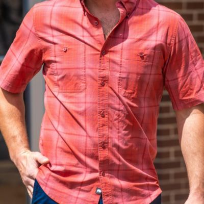 Мужские брюки цвета горного хаки Mountain Khakis из ткани Dune с коротким рукавом 7990₽