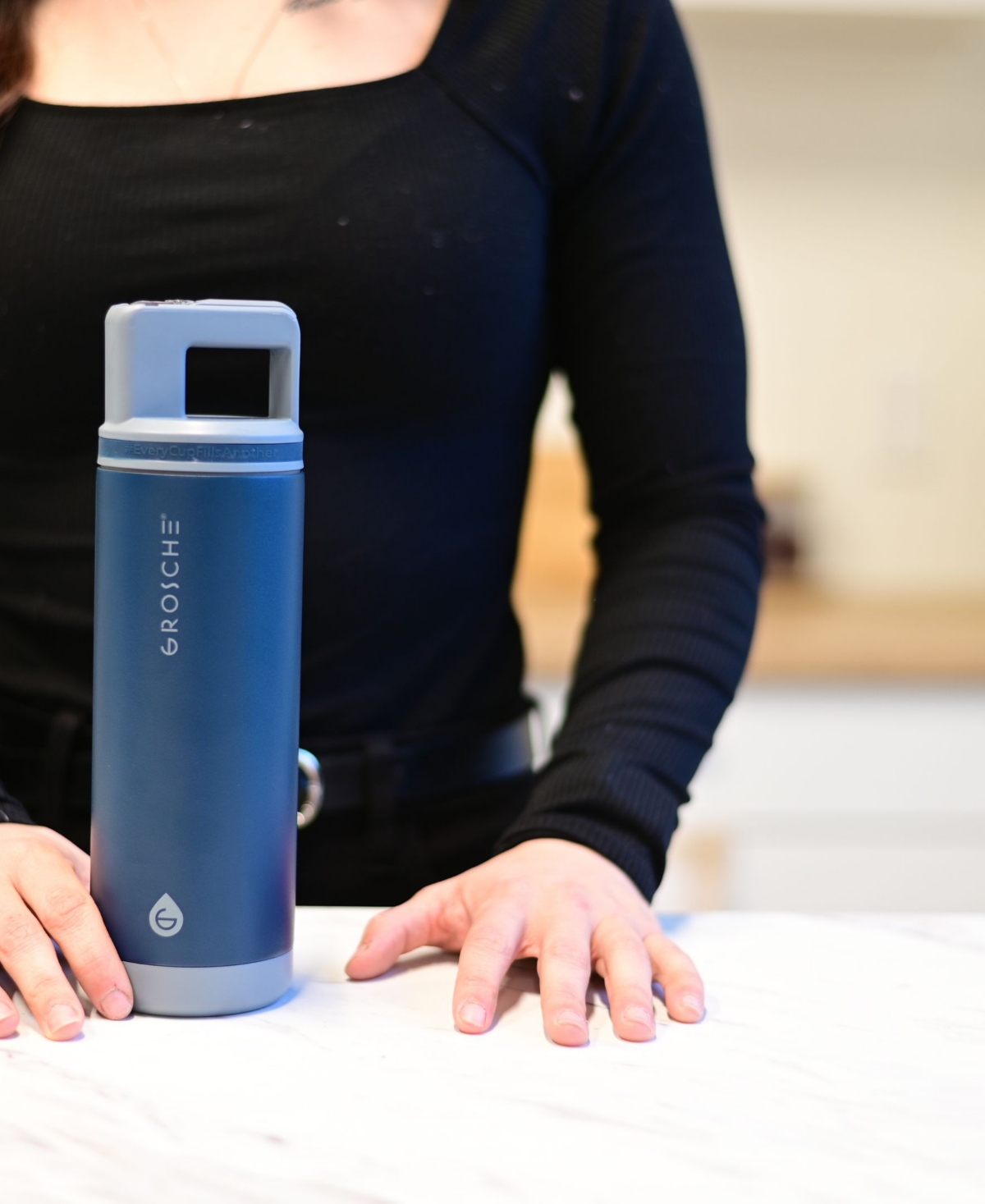 Grosche Alpine Flip 'n Sip Insulated, Leakproof Water Bottle With Straw, 20 oz In Black