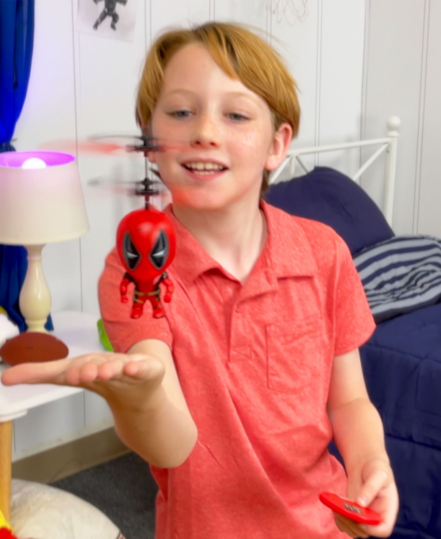 Детская игрушка World Tech Toys 3.5 Inch Marvel Deadpool Coaxial Rotor Flying Figure Helicopter — фото 6