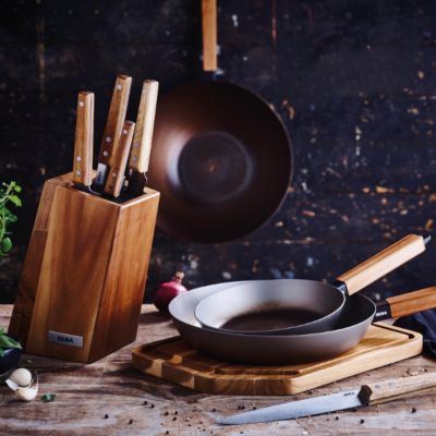 Forest 12” Carbon Steel Wok Pan - Stay-Cool Acacia Handle