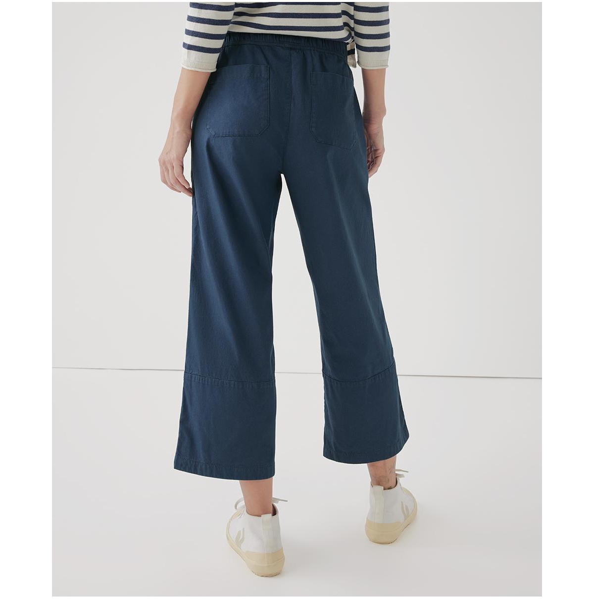 Pact Plus Size Cotton Classic Woven Twill Drawstring Crop Pant