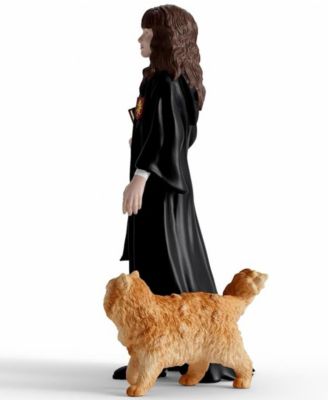 Wizarding World of Harry Potter 2-Piece Set: Hermoine Crookshanks Figurines