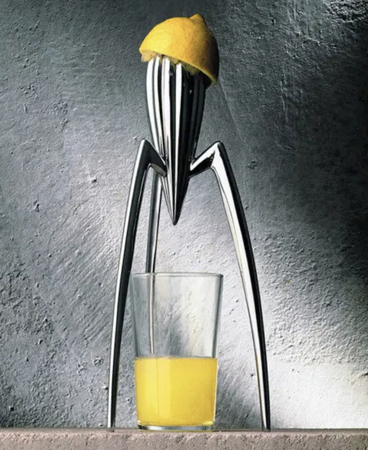 Alessi Citrus Squeezer By Philippe Starck In Silver
